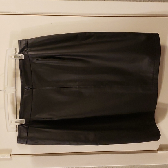 Black faux leather pencil skirt - Sz: XL - Picture 2 of 10